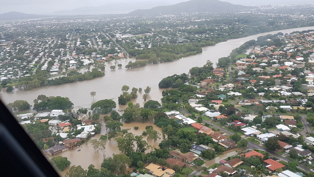 Riverview Park, aerial photograph during floods, 2019. 