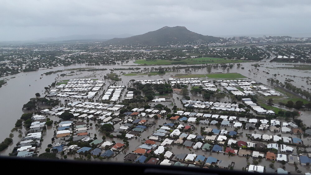 Riveredge Boulevard looking towards Castle Hill, aerial photograph during floods, 2019. 
