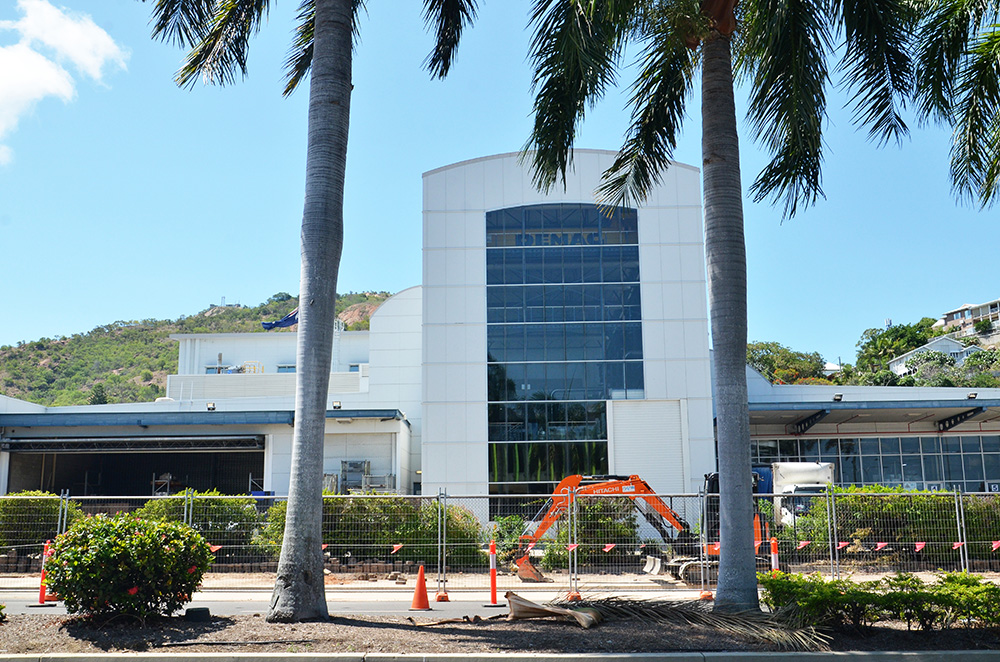 The Townsville Bulletin production building, Flinders Street, Townsville, 28 September 2017