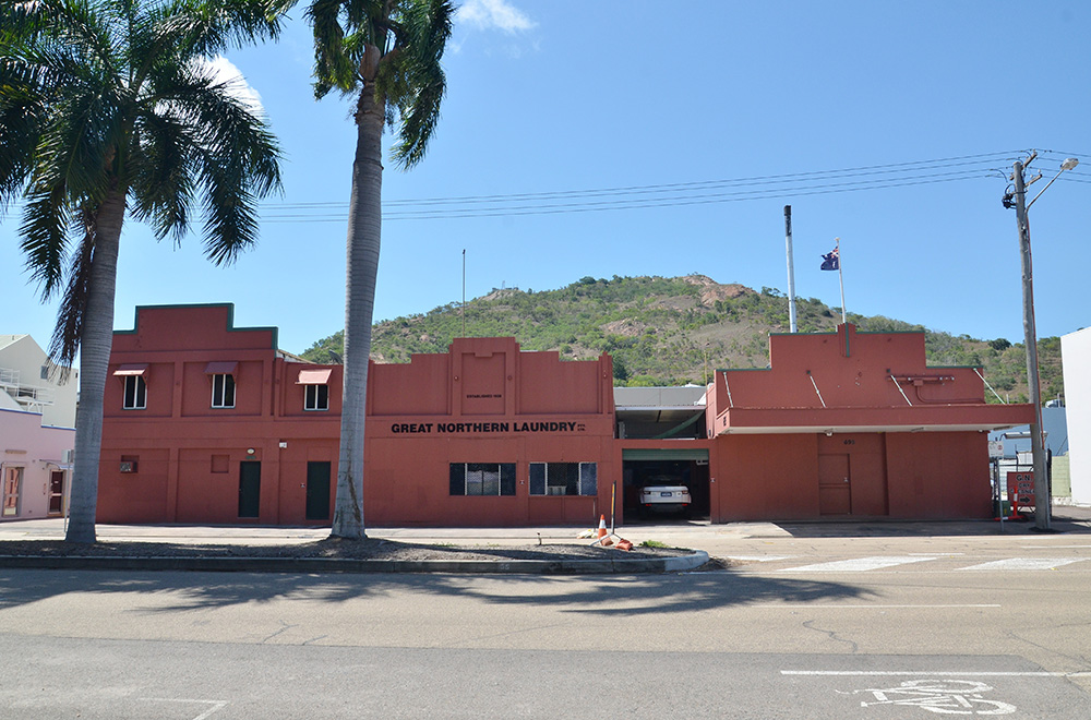 Great Northern Laundry, Flinders Street west, Townsville, 7 December 2017