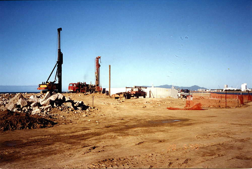 Work in progress on the strand redevelopment, Townsville, 29 May 1999