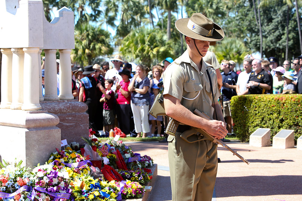 ANZAC Day commemoration at the Cenotaph, the Strand, Townsville, 25 April 2013
