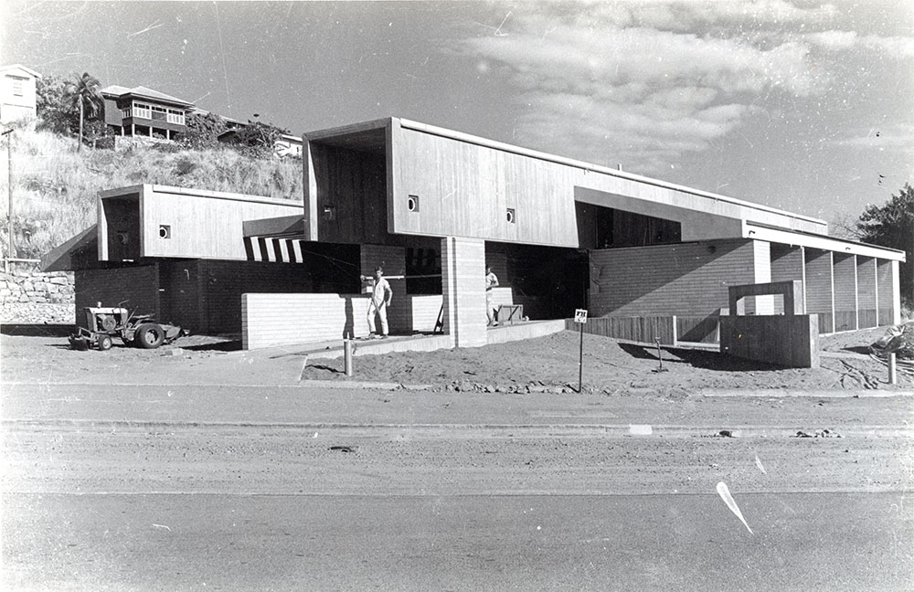 New dental clinic under construction in Oxley Street, North Ward, 1976