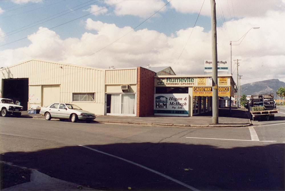 Corner of Goldring Street and Charters Towers Road, Hermit Park, Townsville, between 1980 and 2000