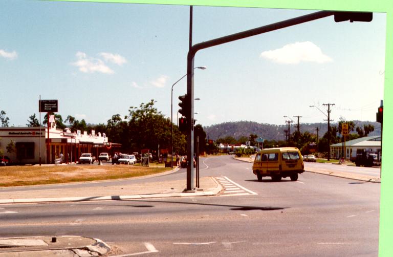 Corner of Thuringowa Drive and Hervey Range Road, Thuringowa, 1990