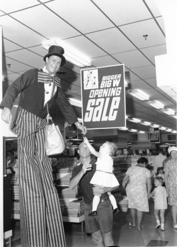 Woolworth's Big W store opening sale, Flinders Street, Townsville, 1969