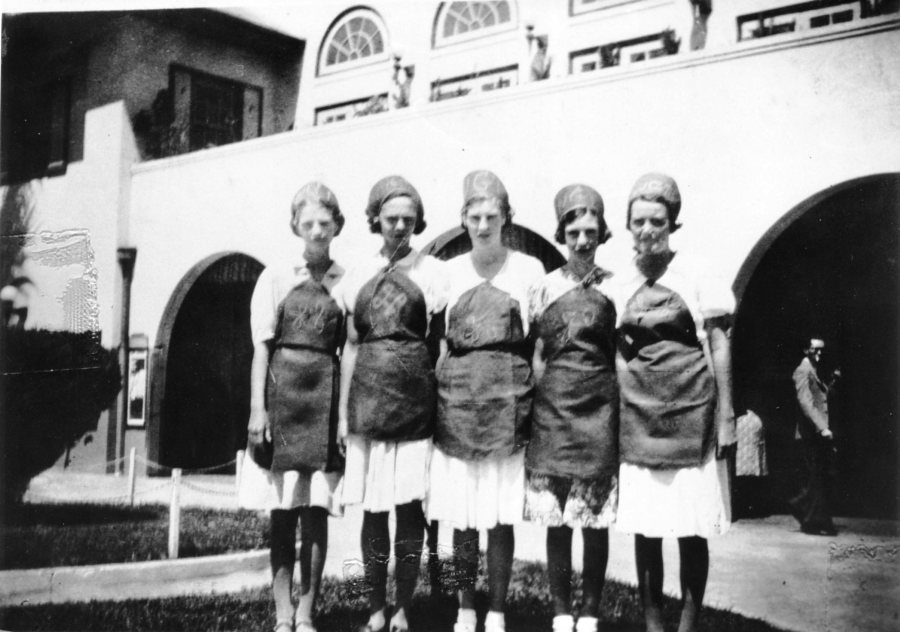 Lolly Girls at the Wintergarden Theatre, Townsville, 1946 