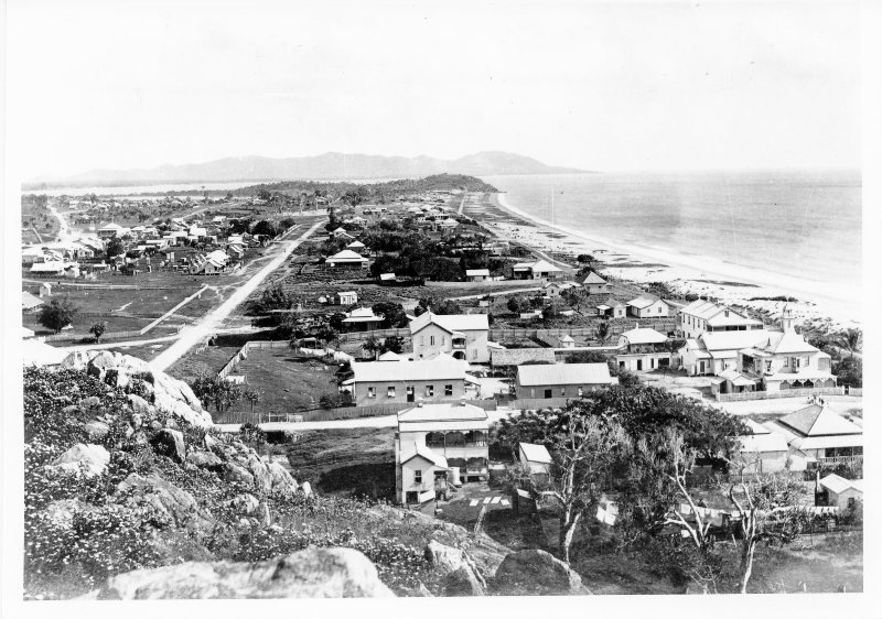 View of the Strand and Mitchell Street from Cleveland Terrace 