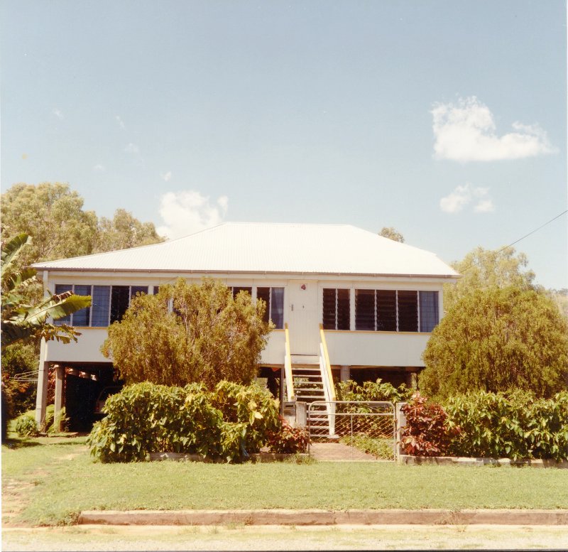 House, 4 Rowland Street, North Ward, Townsville, 1985. Townsville