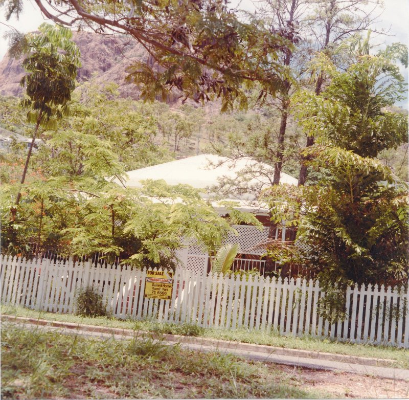 House, 39 Alexandra Street, North Ward, Townsville, 1985. Townsville