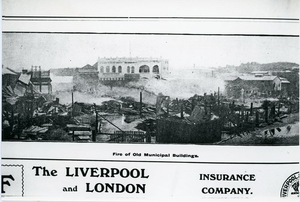 Fire in old municipal buildings, Flinders Street and Flinders Lane, Townsville, 1906