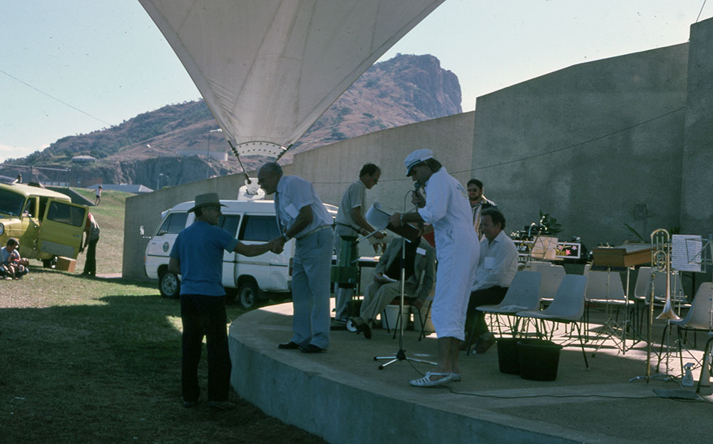 Thuringowa Shire Chairman Dan Gleeson and 4TO radio station personality Steve Price on stage at the Soundshell, South Townsville, 1985