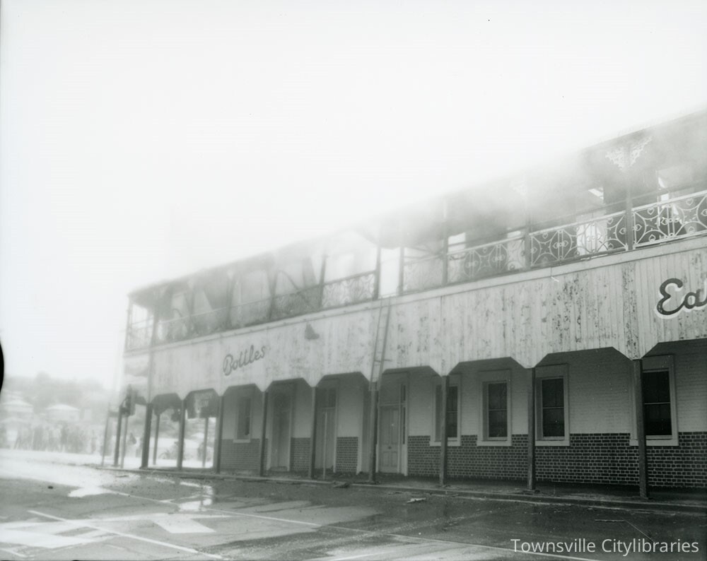 Fire at Victoria Bridge Hotel, Townsville, 21 June 1970