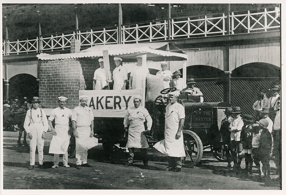 Harris and Foley's bakery staff preparing Show Day exhibition, Townsville, ca. 1920