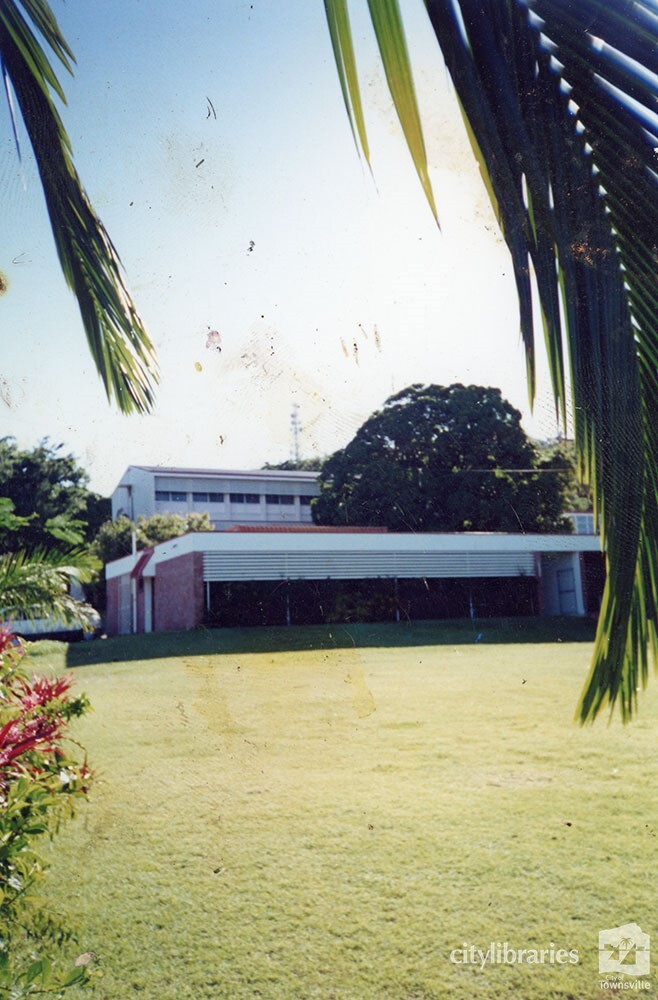 TARA (Therapeutic Adolescent Residential Assessment) Unit building, Townsville, ca. 1995