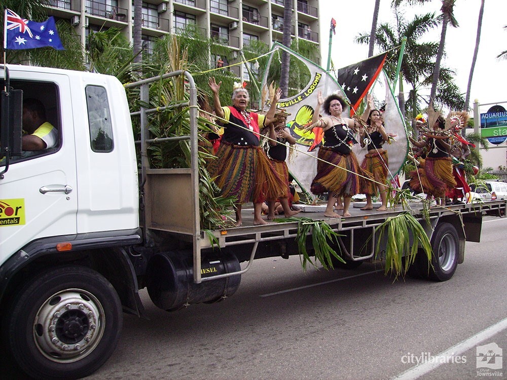 Papua New Guinea Logohu Hiri group in the Tropigo Carnival parade at Cultural Fest, The Strand, Townsville, 18 August 2007