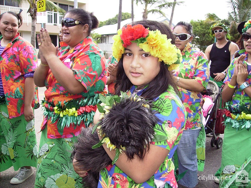 Tokelau Cultural Society Group in the Tropigo Carnival parade at Cultural Fest, The Strand, Townsville, 18 August 2007