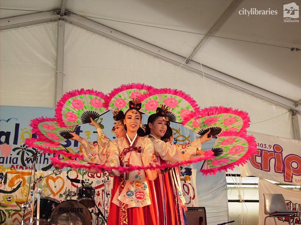 Perfomers from Suwon City, Korea at Cultural Fest, Strand Park, Townsville, 18 August 2007