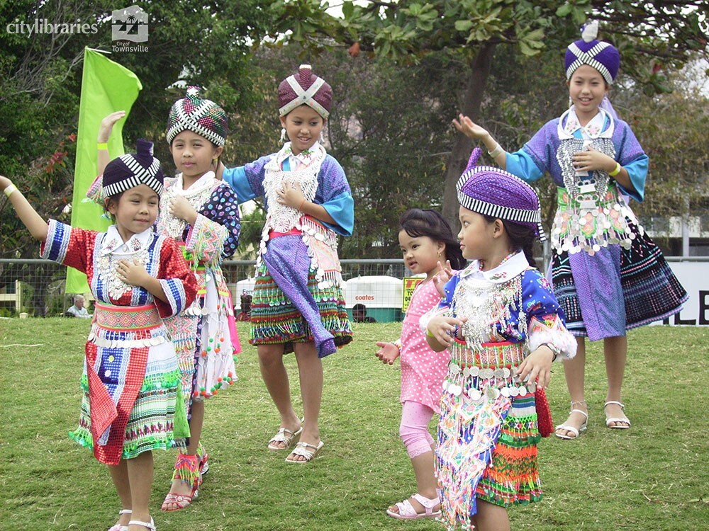 Qld Hmong Dancers at Cultural Fest, Strand Park, Townsville, 19 August 2007