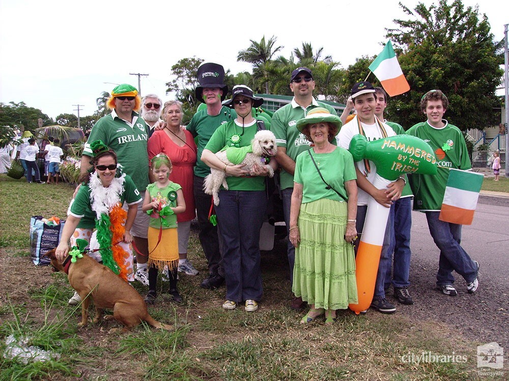 North Queensland Irish Associaiton before the Tropigo Carnival parade at Cultural Fest, The Strand, Townsville, 18 August 2007