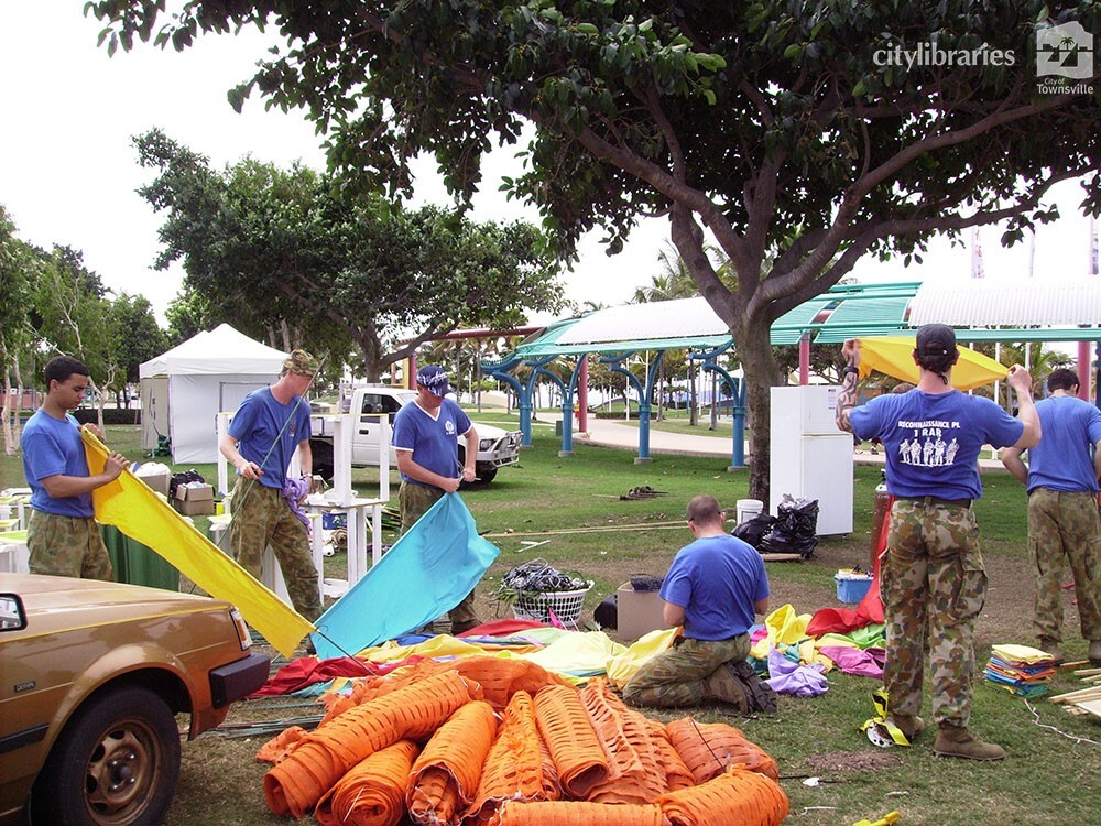 1RAR assisting to pack up Cultural Fest, Strand Park, Townsville, 20 August 2007