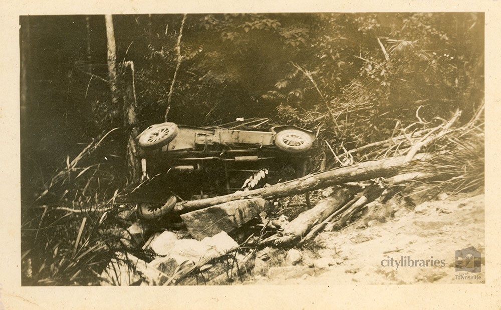 Crashed motor vehicle, Paluma, Townsville, 1938
