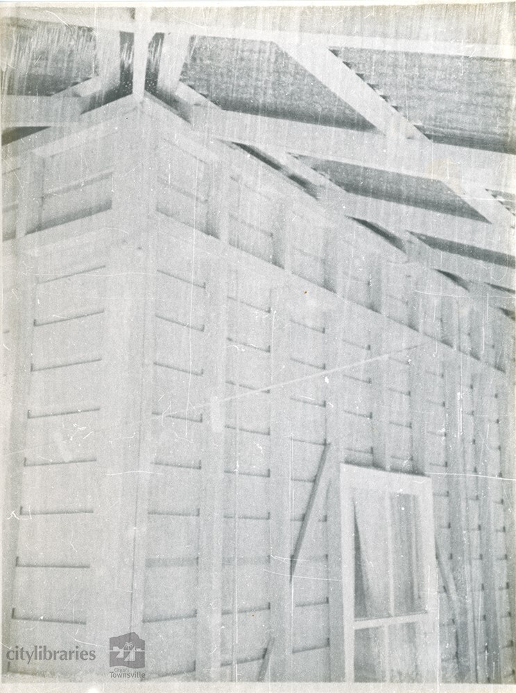 Lauderdale, Townsville, 1976