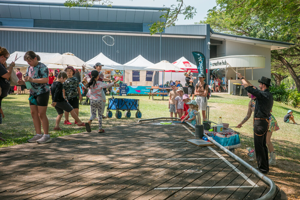 Entertainers create bubbles for kids, Thuringowa Central, Townsville, 30 August 2025