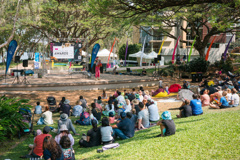 Dr Graham Walker performs Science Show Spectacular, Thuringowa Central, Townsville, 30 August 2025
