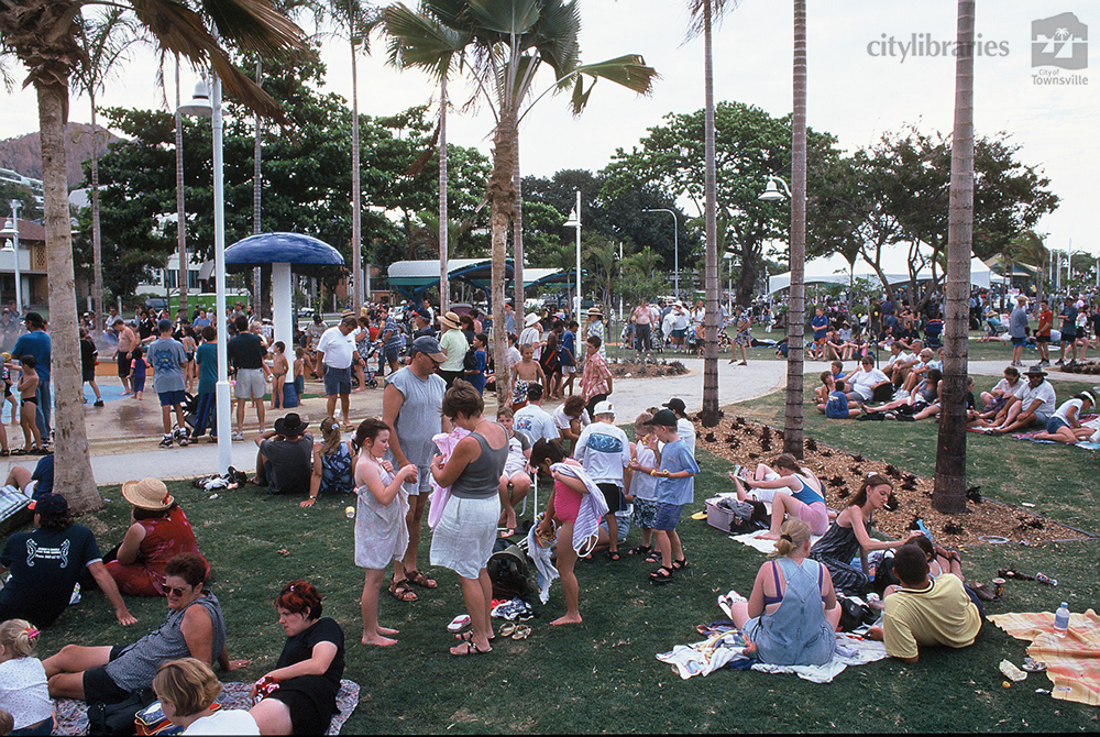 Crowds on The Strand, Townsville, [2006]