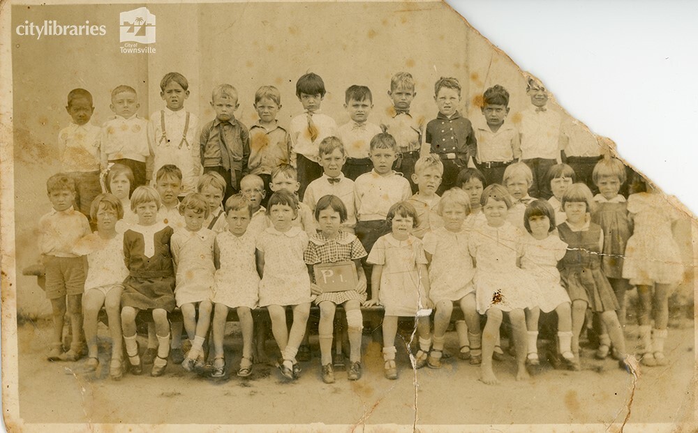 Class photograph, Railway Estate State School, Townsville, 1934