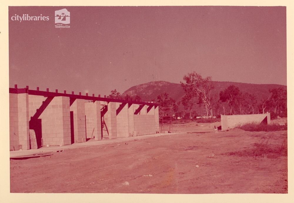 Masonic Home for the Aged under construction, Townsville, 1977