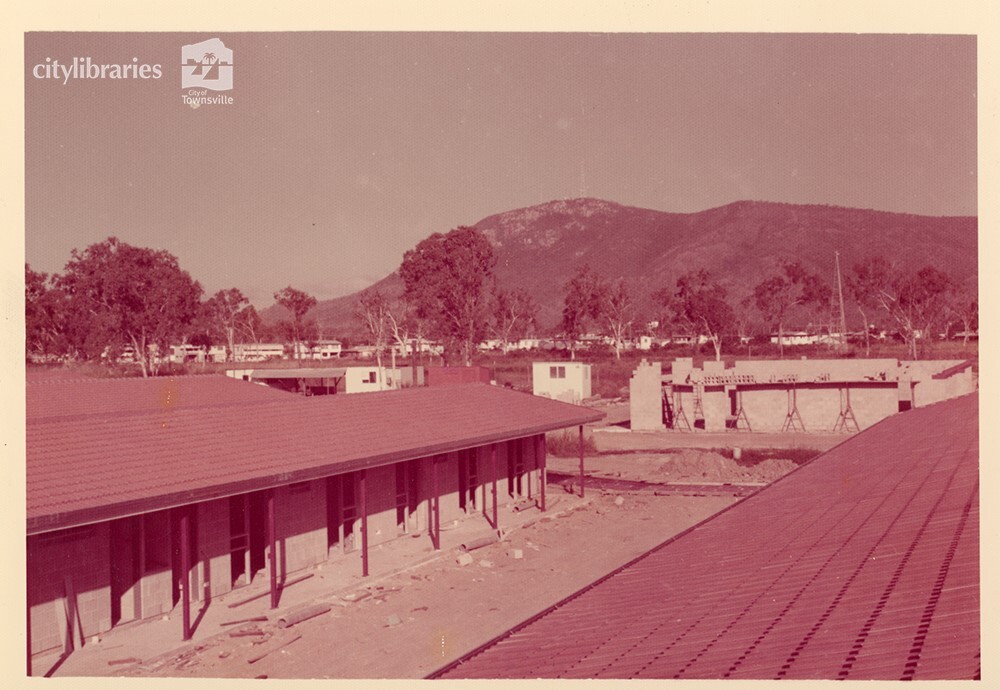 Masonic Home for the Aged under construction, Townsville, 1977