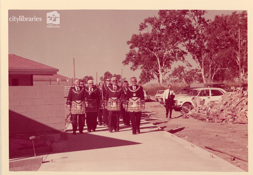 Freemasons at the laying of the foundation stone, Masonic Home for the Aged, Townsville, 1977