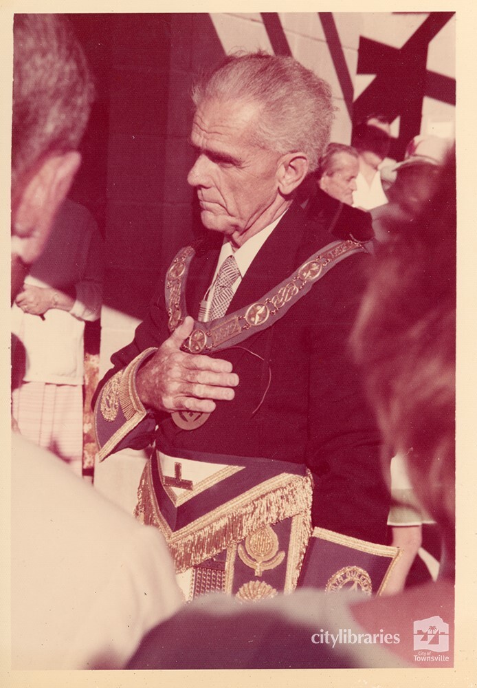 Freemasons at the laying of the foundation stone, Masonic Home for the Aged, Townsville, 1977