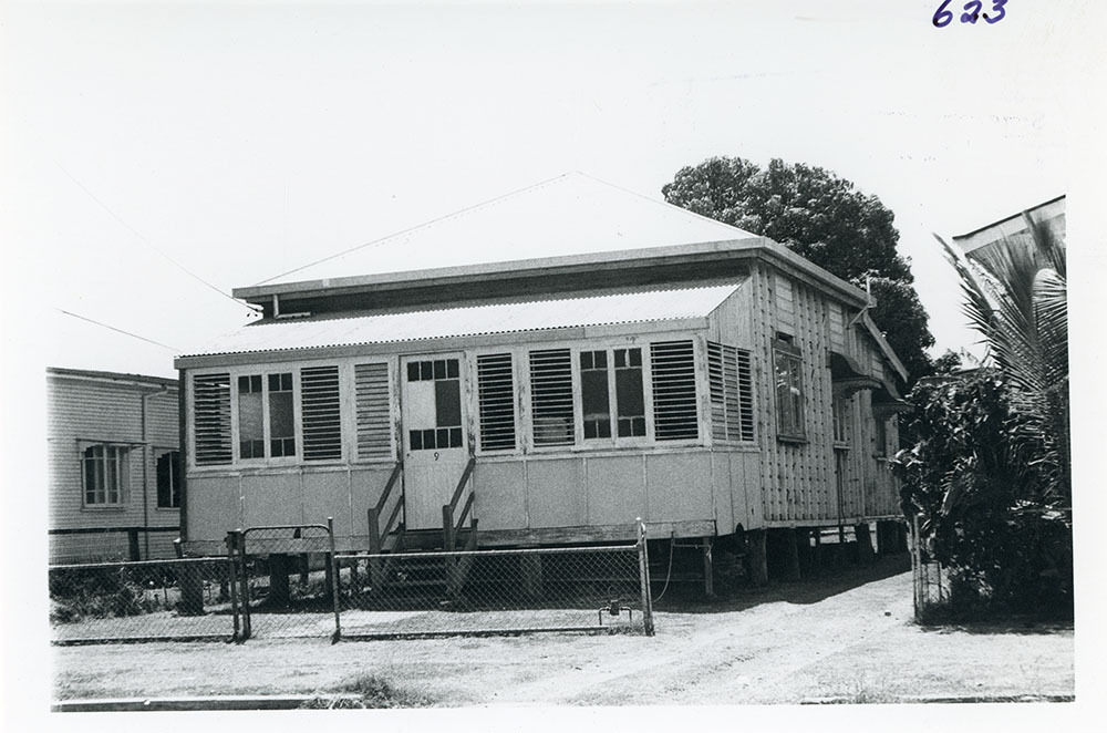 House, 9 Morehead Street, South Townsville, Townsville, ca. 1975