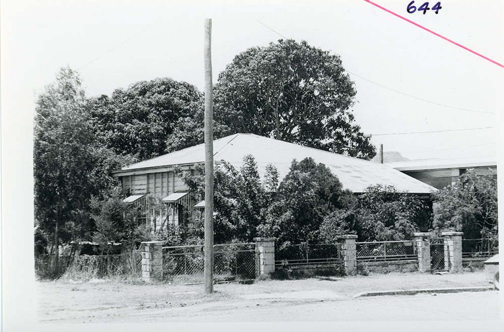 House, 1 Mcilwraith Street, South Townsville, Townsville, ca. 1975
