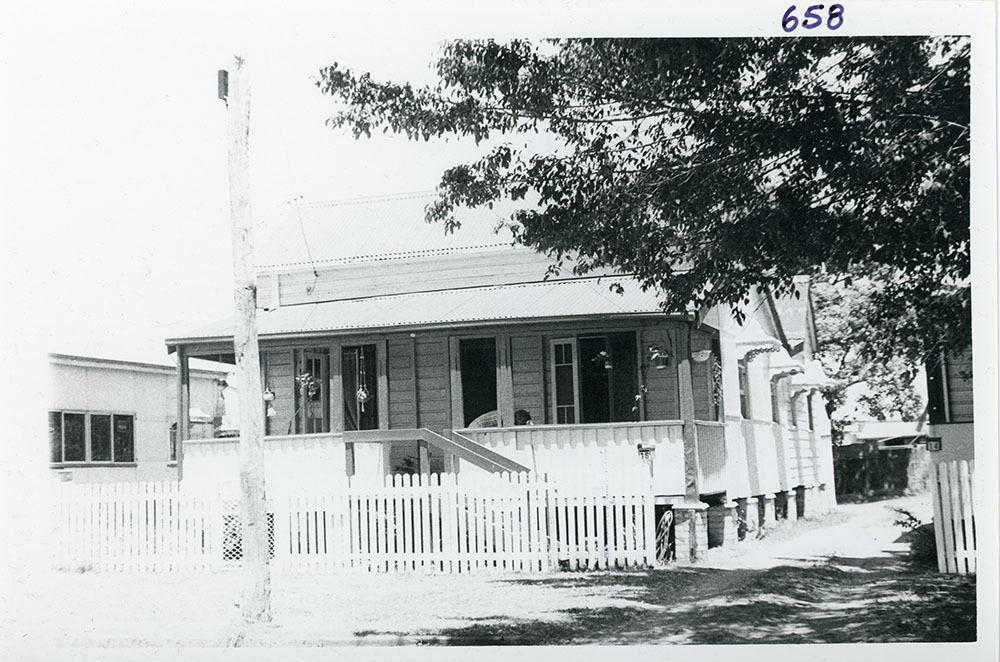 House, 18 Morehead Street, South Townsville, Townsville, ca. 1975