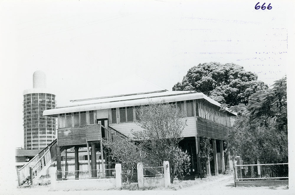 House, 4 Mcilwraith Street, South Townsville, Townsville, ca. 1975