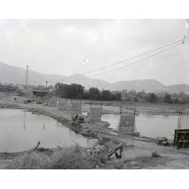 Nathan Street Bridge under construction, Townsville, 16 November 1968
