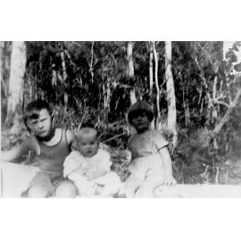 Col Allen and twin siblings, 1932 