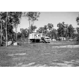 Thuringowa, half the house still on the truck, Kelso Drive, June 1997 
