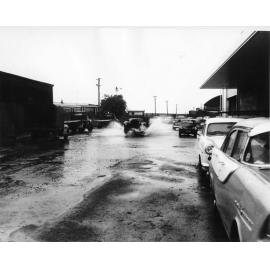 Hanran Street, Townsville, looking toward the railway station. 