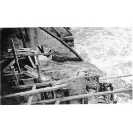 Flooding during construction of the Black weir, Townsville, 1934. 