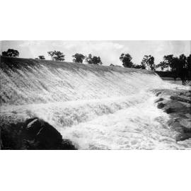 Flooding at the Black weir, Townsville, 1936. 