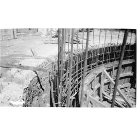 Stokes Street pump well, steel reinforcement, Townsville, August 1936. 