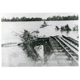 Flood damage to the Inkerman Railway Bridge during the 1917 flood