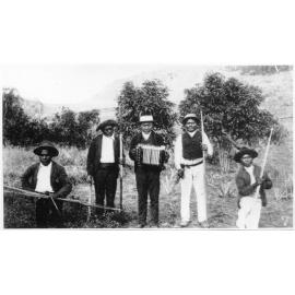 A group of Australian South Sea Islanders, 1906