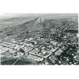 Aerial view of the Townsville City, 1976