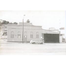 Samuel Allen & Sons galvanised iron produce store, corner of Denham Street and Melton Terrace, Townsville, June 1979